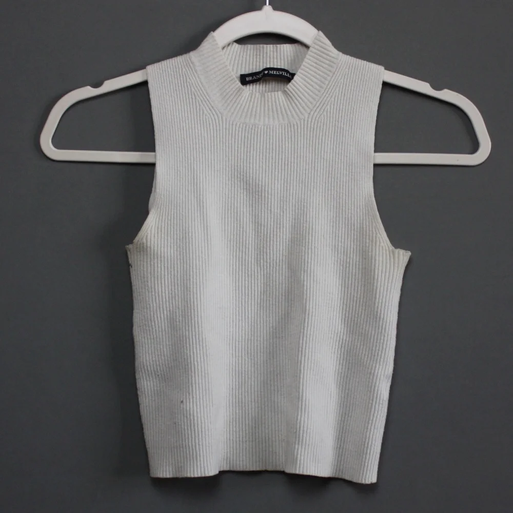White crop top - Picture 1 of 2